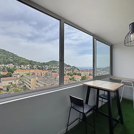 Vue Panoramique & Charme Romeuf E *